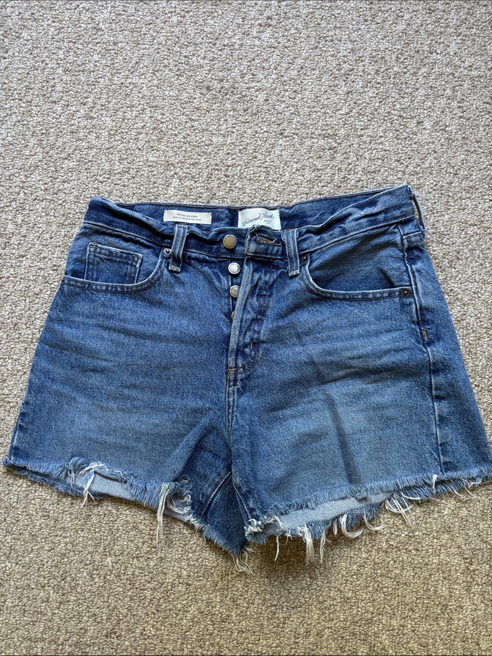 Universal Thread Button-Fly Frayed Hem Denim Shorts in Blue